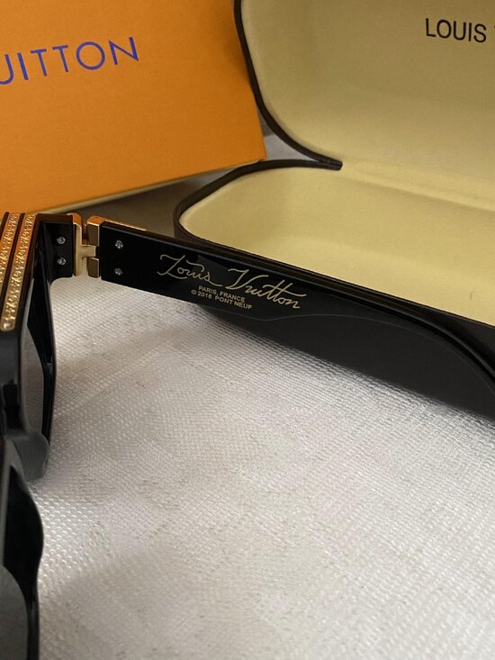 Louis Vuitton Sunglasses main image 5